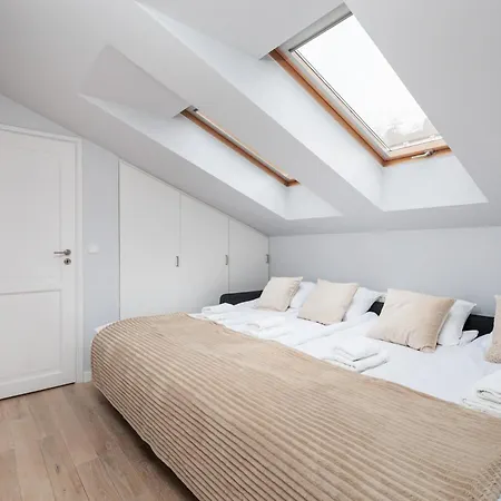 Blich Premium - Old Town - By Upstairs Appartamento